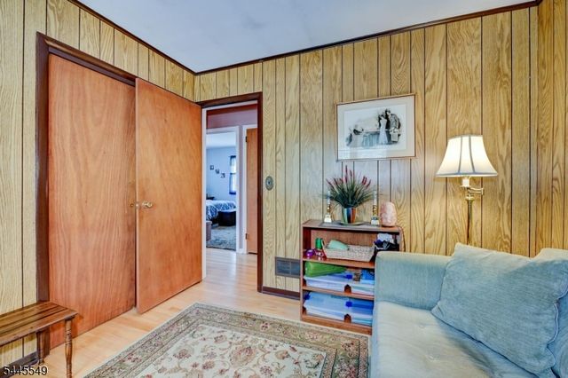 176 Pompton Rd, Haledon Boro, NJ 07508