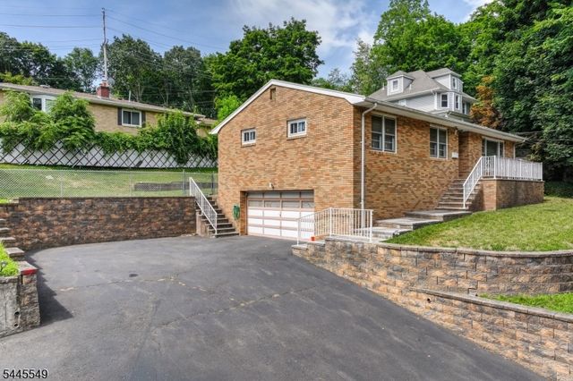 176 Pompton Rd, Haledon Boro, NJ 07508