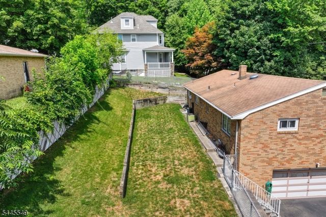176 Pompton Rd, Haledon Boro, NJ 07508