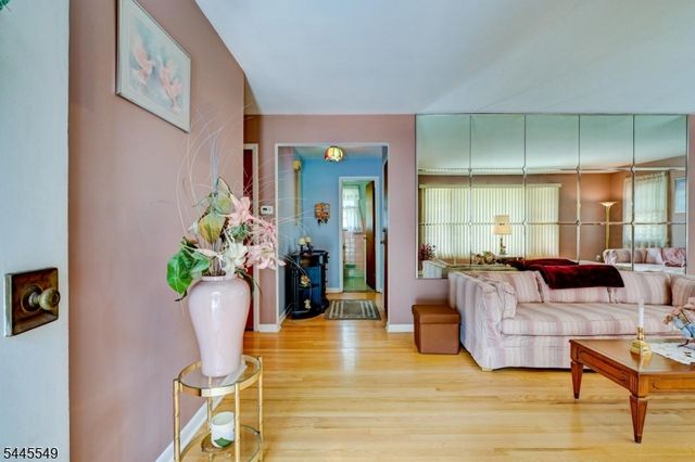 176 Pompton Rd, Haledon Boro, NJ 07508