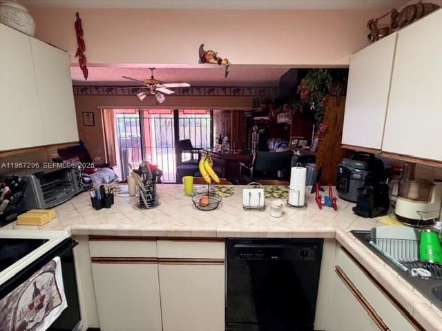 13222 SW 41st Ter, Miami, FL 33175