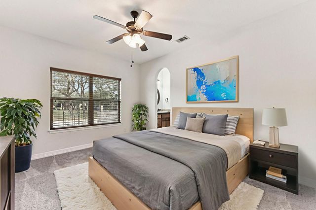 105 Silver Leaf DR, Georgetown, TX 78633