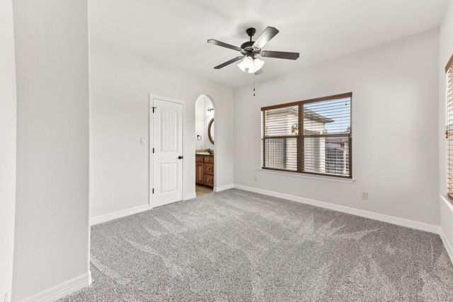 105 Silver Leaf DR, Georgetown, TX 78633