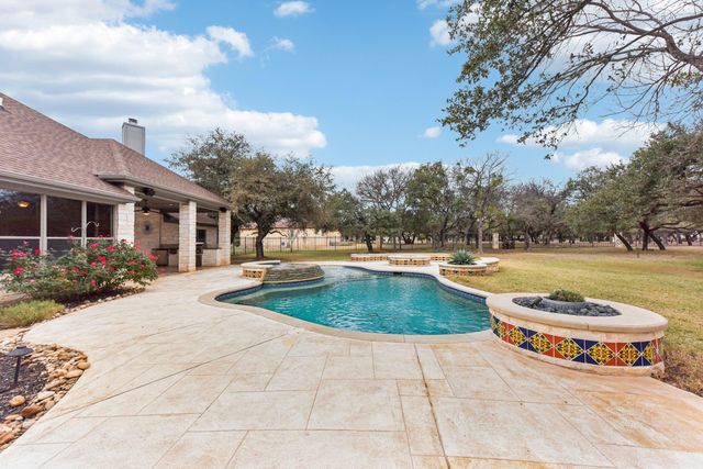 105 Silver Leaf DR, Georgetown, TX 78633