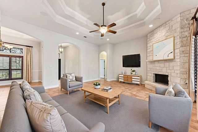 105 Silver Leaf DR, Georgetown, TX 78633