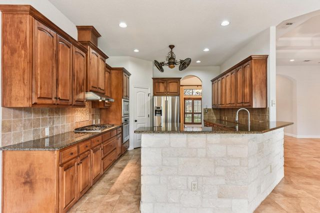 105 Silver Leaf DR, Georgetown, TX 78633