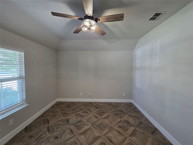 11745 Wulstone Road, Fort Worth, TX 76052