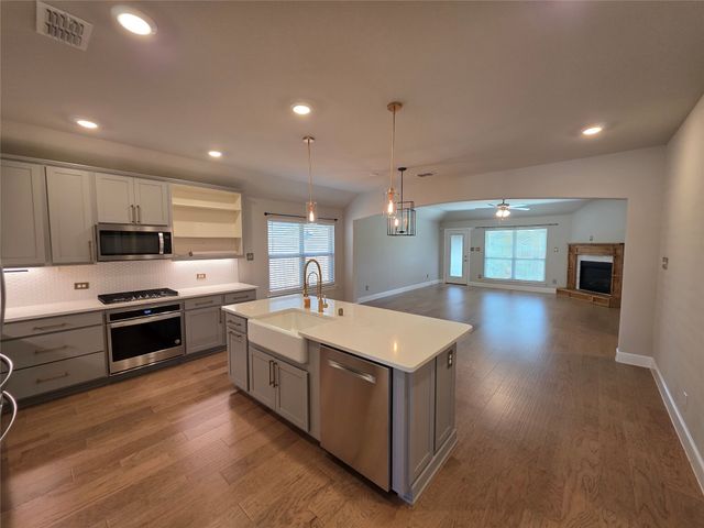 11745 Wulstone Road, Fort Worth, TX 76052