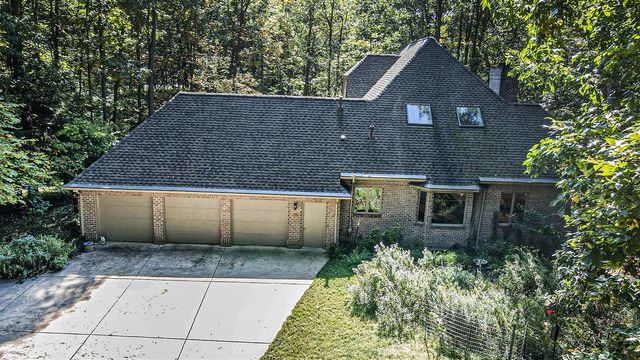 7412 Black Forest Drive, Dexter, MI 48130