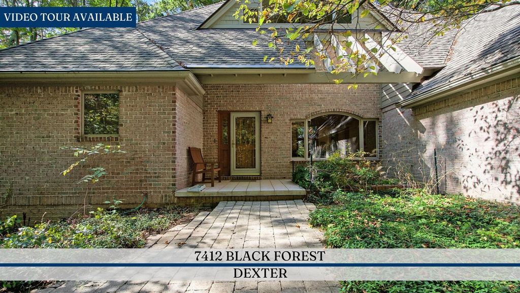 7412 Black Forest Drive, Dexter, MI 48130