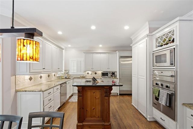 645 Leather Hinge Trail, Roswell, GA 30075