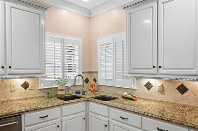 645 Leather Hinge Trail, Roswell, GA 30075