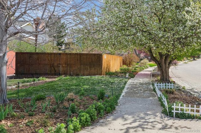 3790 S Eaton Street, Denver, CO 80235