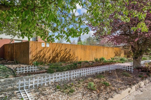 3790 S Eaton Street, Denver, CO 80235