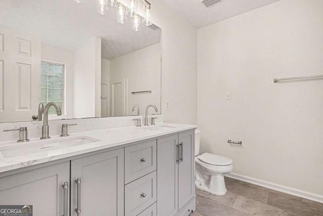 3 Bonnie Glen Lane, Hampton, GA 30228