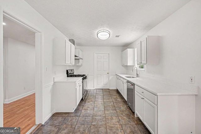 3 Bonnie Glen Lane, Hampton, GA 30228