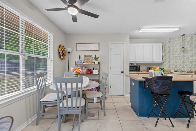 1207 Jefferyscot Drive, Crestview, FL 32536