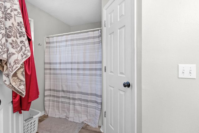 1207 Jefferyscot Drive, Crestview, FL 32536