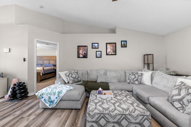 1207 Jefferyscot Drive, Crestview, FL 32536