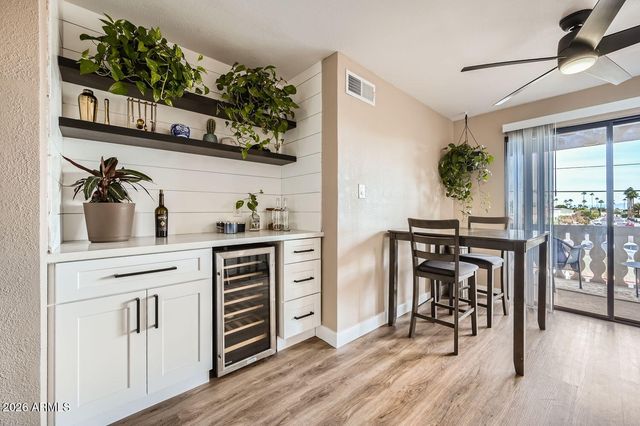 4950 N MILLER Road 210, Scottsdale, AZ 85251