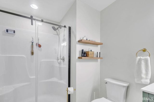 50 Sherwood Lane, Bedford, IN 47421