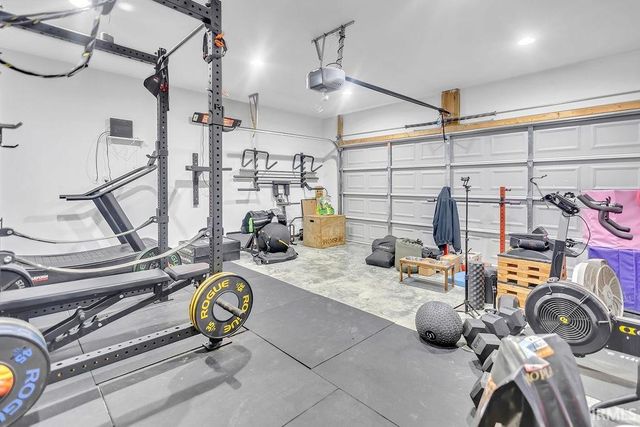 50 Sherwood Lane, Bedford, IN 47421