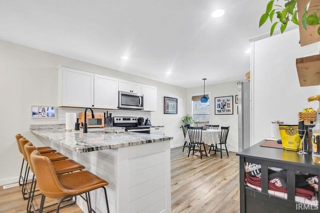 50 Sherwood Lane, Bedford, IN 47421