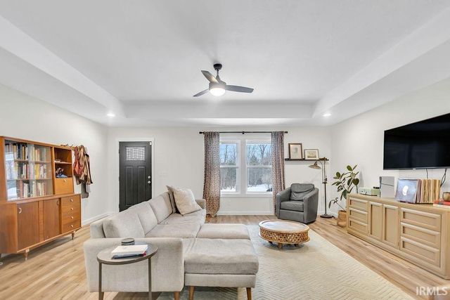 50 Sherwood Lane, Bedford, IN 47421