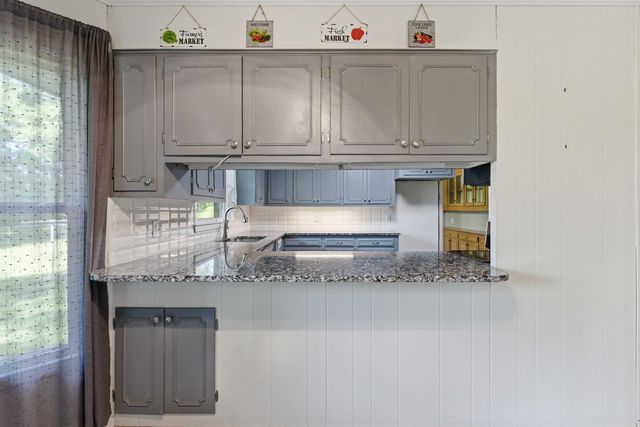 3936 Vance Road, Holly Hill, SC 29059