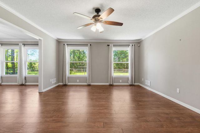 3936 Vance Road, Holly Hill, SC 29059