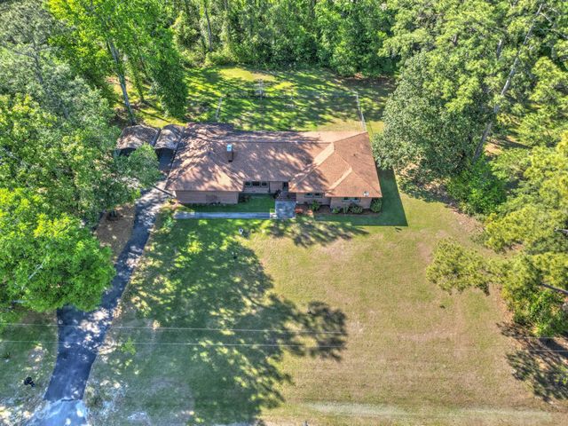 3936 Vance Road, Holly Hill, SC 29059