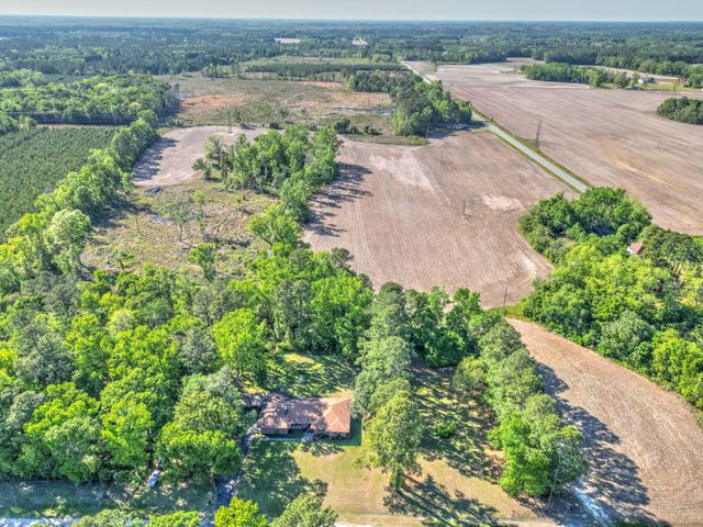 3936 Vance Road, Holly Hill, SC 29059