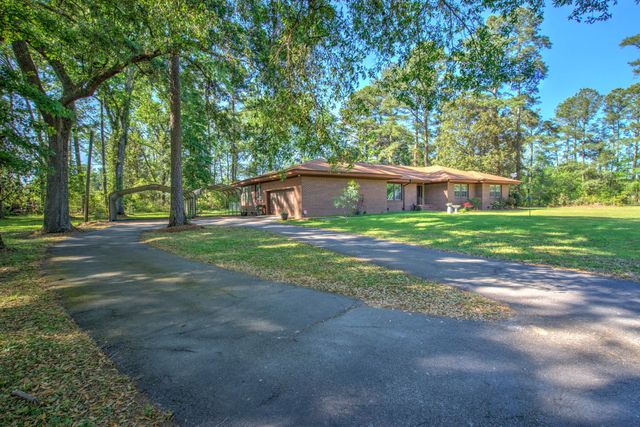 3936 Vance Road, Holly Hill, SC 29059