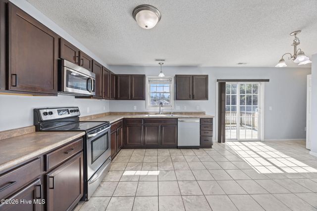 307 Murphy Drive, Jacksonville, NC 28540