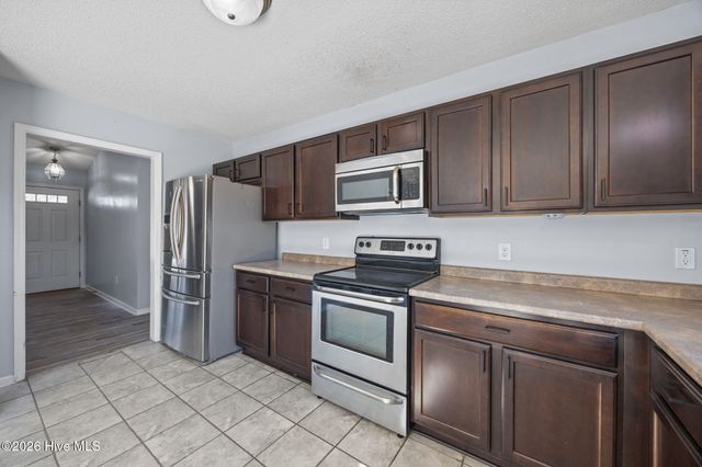 307 Murphy Drive, Jacksonville, NC 28540