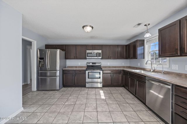 307 Murphy Drive, Jacksonville, NC 28540