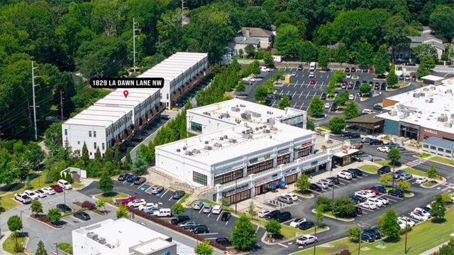 1829 La Dawn Lane, Atlanta, GA 30318