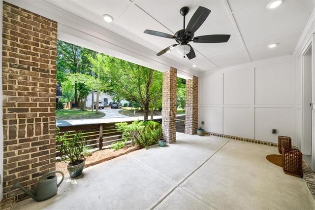 1829 La Dawn Lane, Atlanta, GA 30318