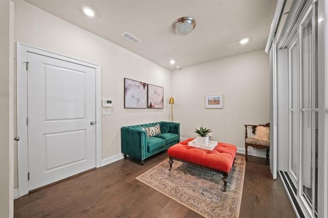 1829 La Dawn Lane, Atlanta, GA 30318