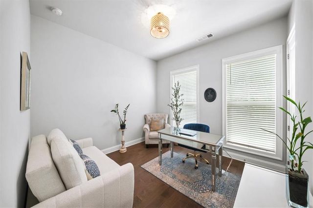 1829 La Dawn Lane, Atlanta, GA 30318