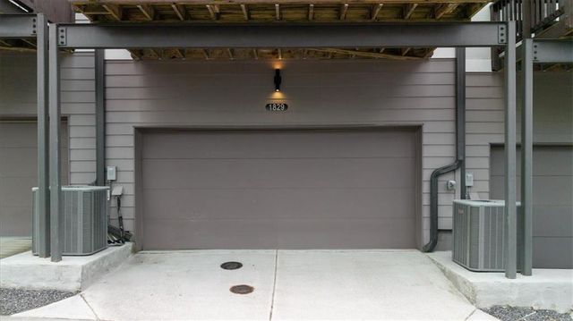 1829 La Dawn Lane, Atlanta, GA 30318
