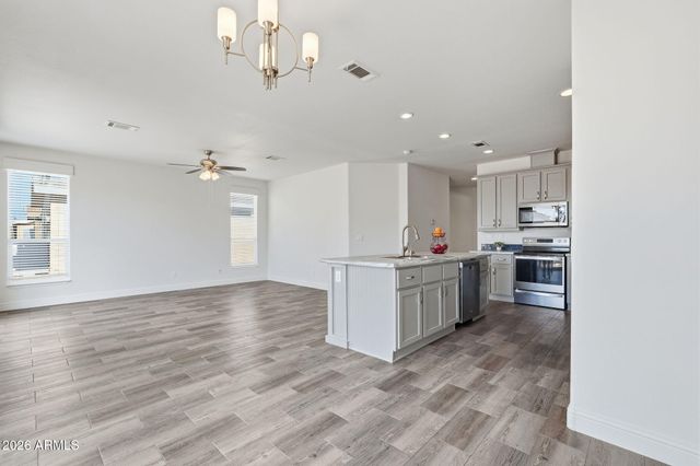 3301 S GOLDFIELD Road 6003, Apache Junction, AZ 85119