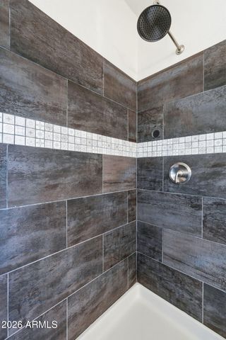 3301 S GOLDFIELD Road 6003, Apache Junction, AZ 85119