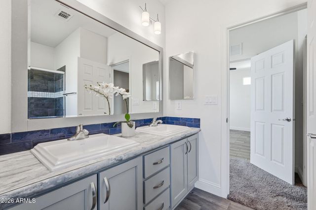 3301 S GOLDFIELD Road 6003, Apache Junction, AZ 85119