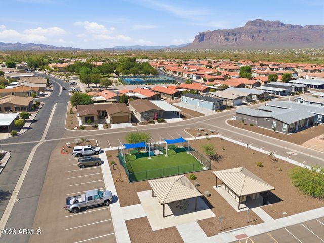 3301 S GOLDFIELD Road 6003, Apache Junction, AZ 85119