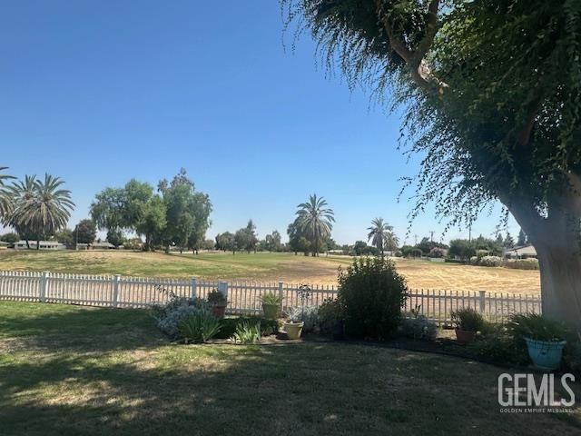 6405 Desert Hills Avenue, Bakersfield, CA 93309