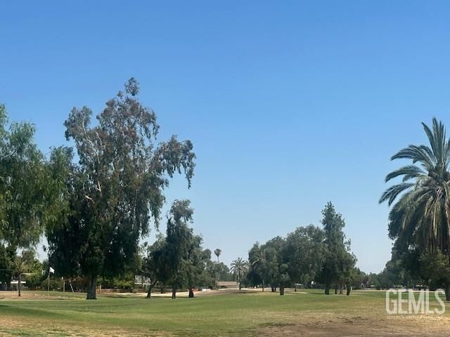 6405 Desert Hills Avenue, Bakersfield, CA 93309