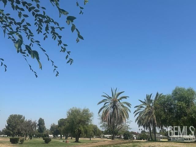 6405 Desert Hills Avenue, Bakersfield, CA 93309