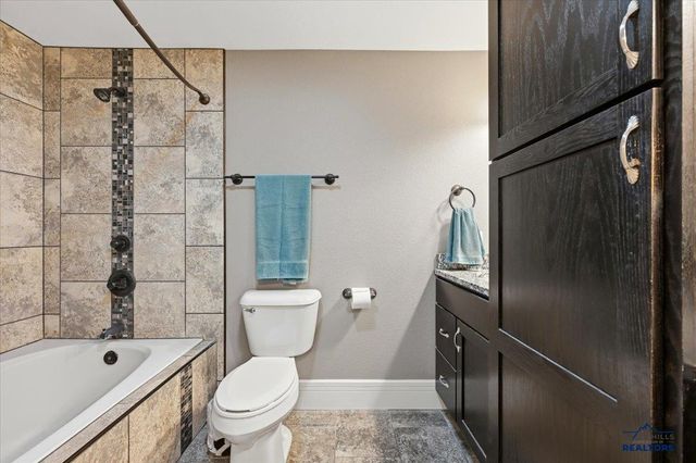 613 ST ANDREW, Rapid City, SD 57701