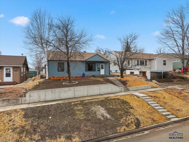 613 ST ANDREW, Rapid City, SD 57701